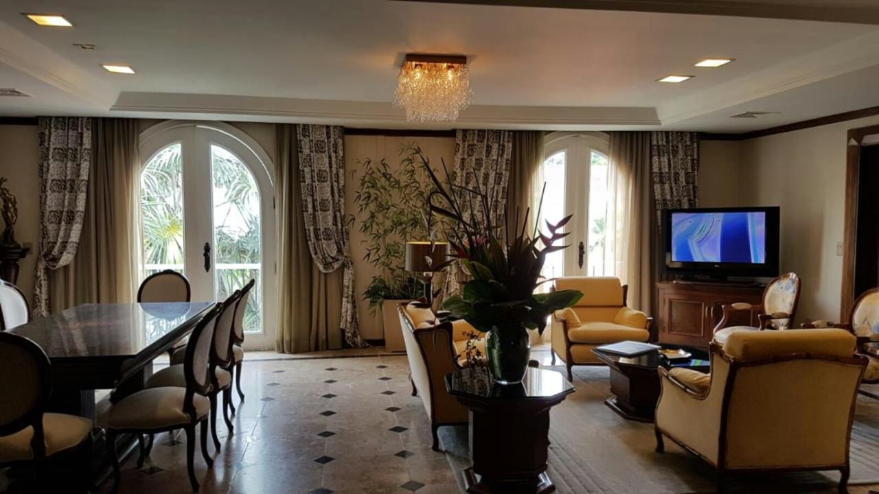 Hotel Tropical Manaus Zewnętrze zdjęcie A suite at the Four Seasons Hotel