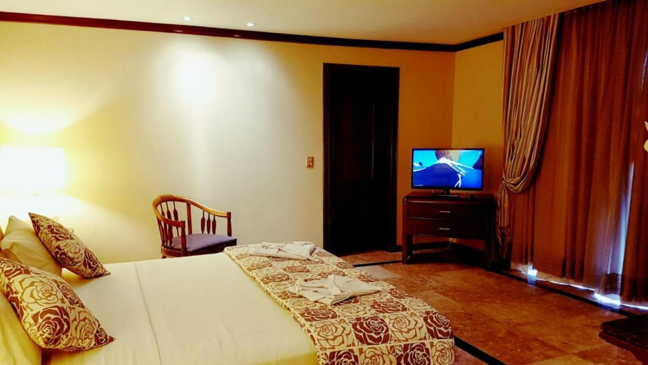 Hotel Tropical Manaus Zewnętrze zdjęcie A room at the hotel