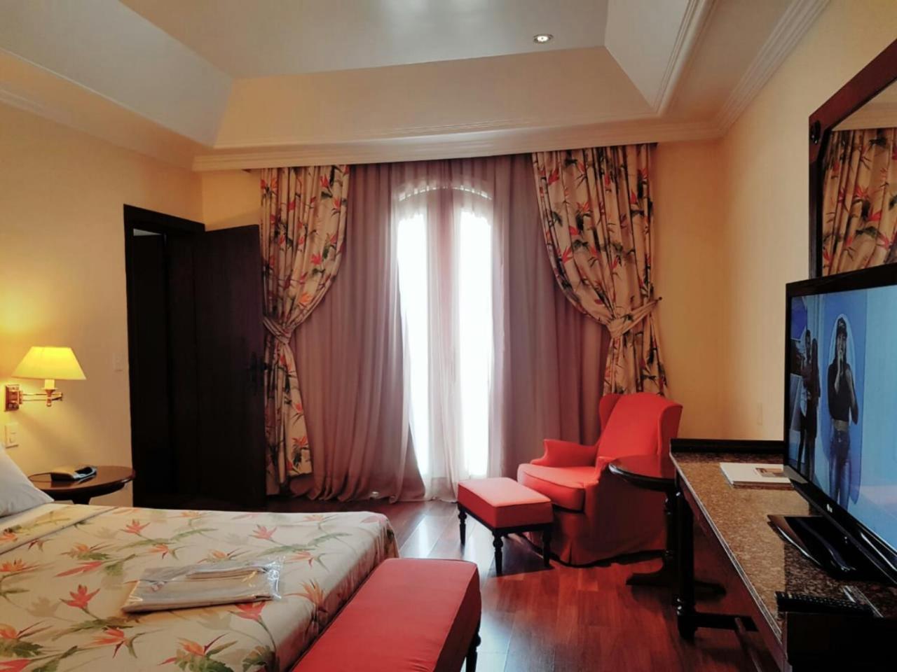 Hotel Tropical Manaus Zewnętrze zdjęcie A room at the hotel