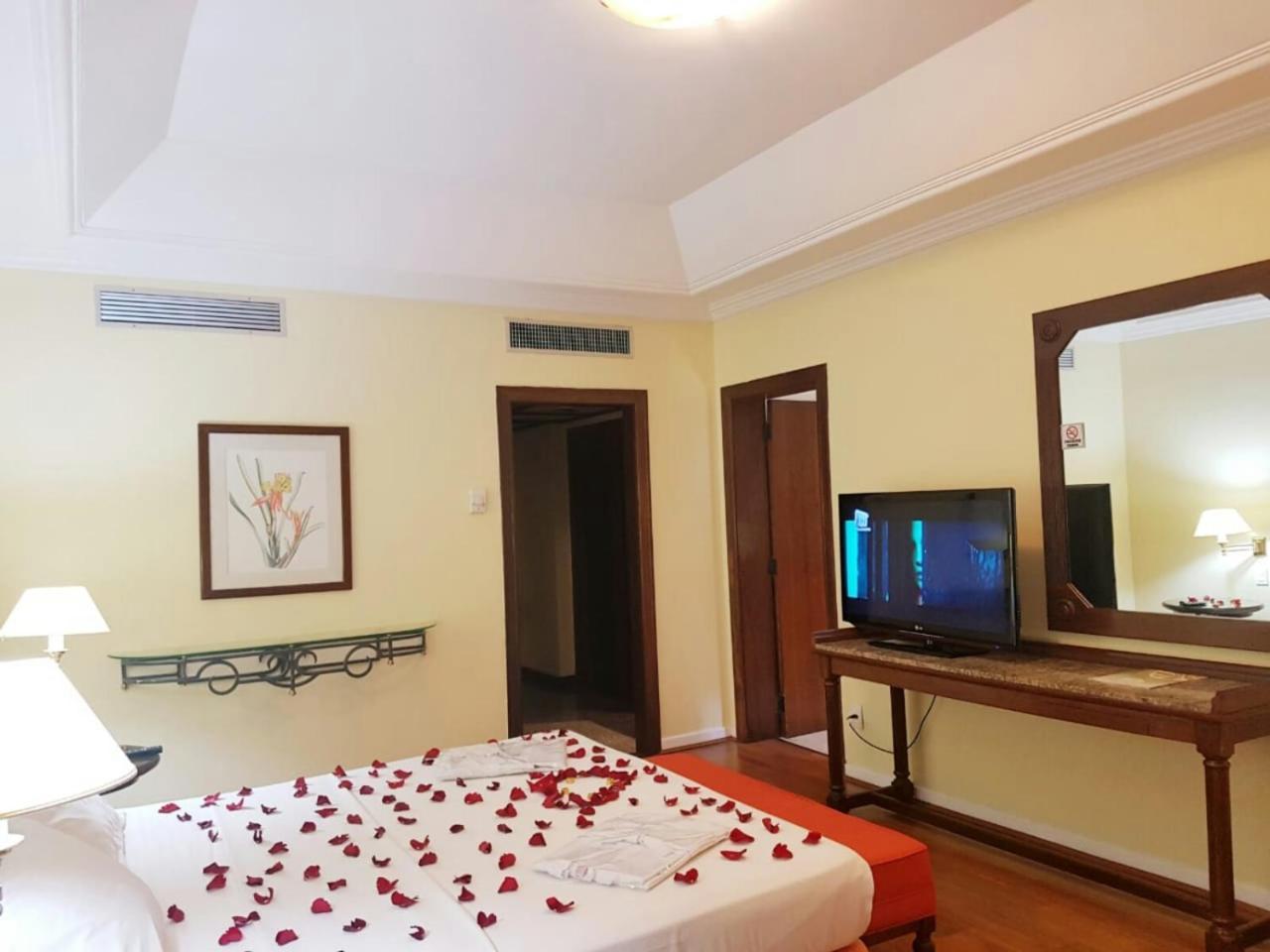 Hotel Tropical Manaus Zewnętrze zdjęcie A room at the hotel