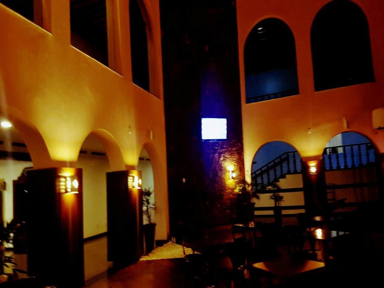 Hotel Tropical Manaus Zewnętrze zdjęcie Interior of the synagogue