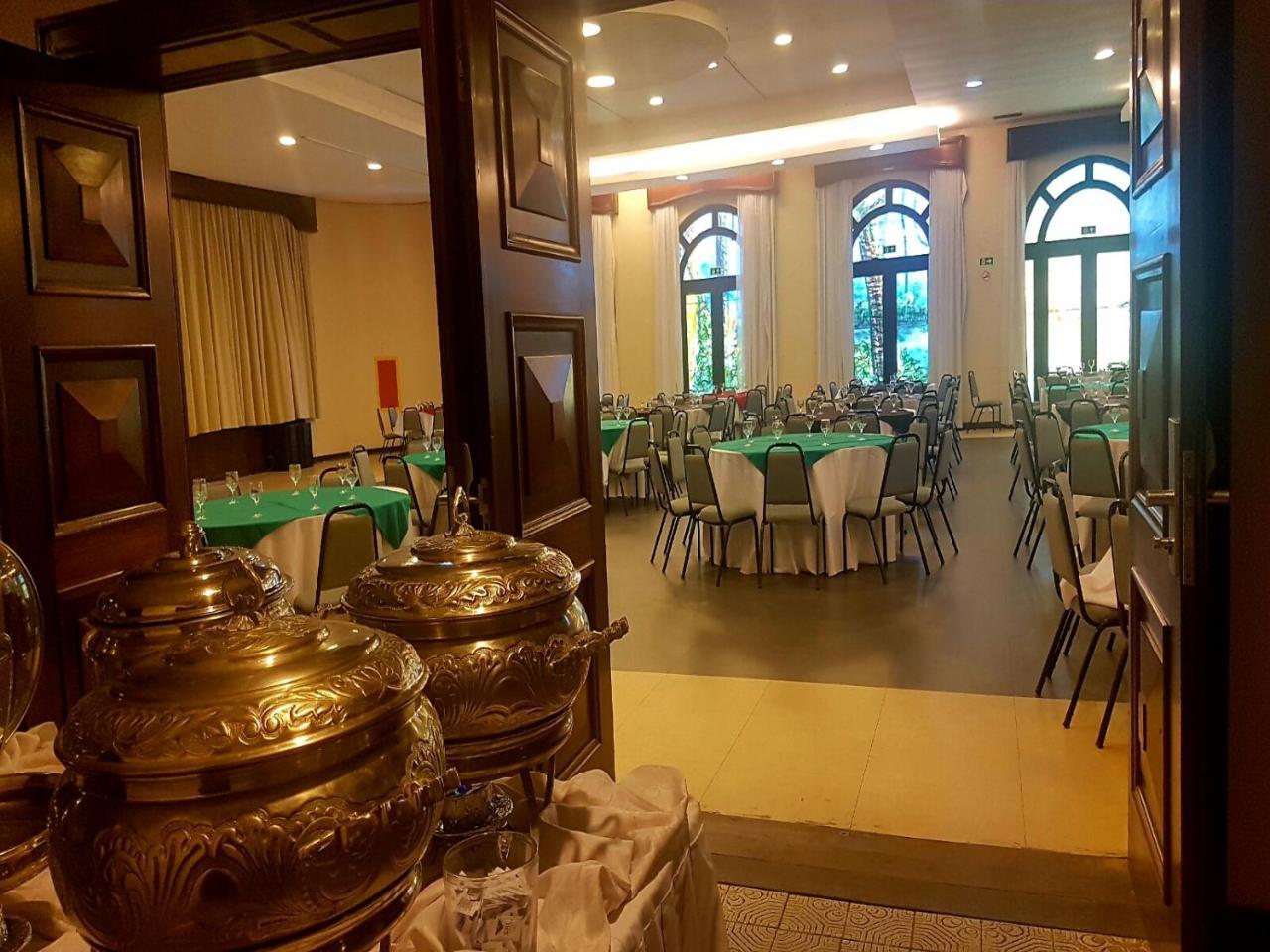 Hotel Tropical Manaus Zewnętrze zdjęcie The interior of the restaurant